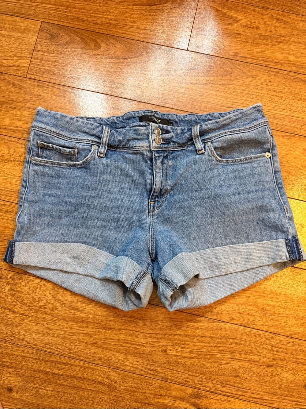 Hudson Jeans Light Blue Rolled Cuff Denim Shorts Size 32